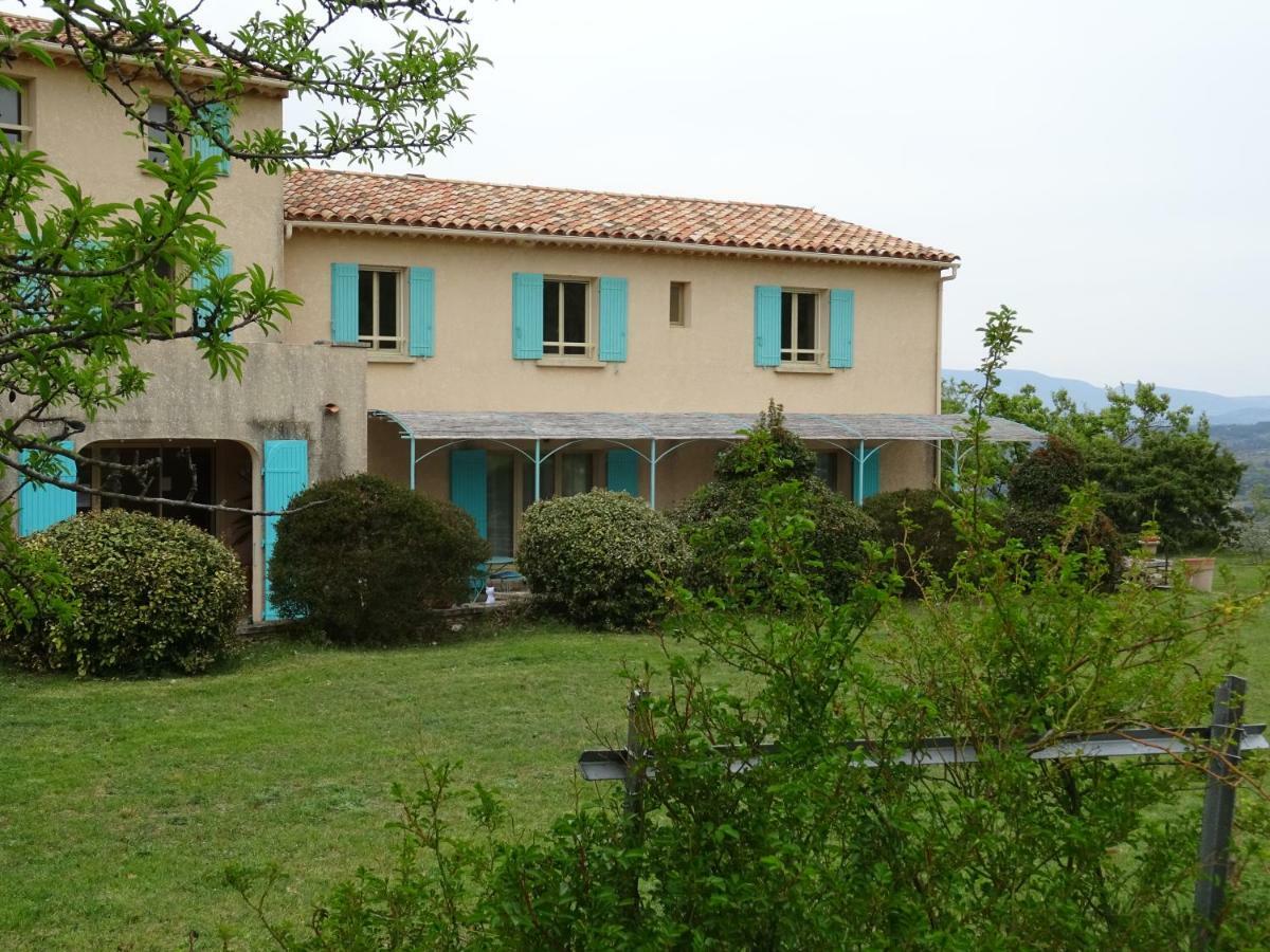 Cante Grillet Lacoste  Exterior photo